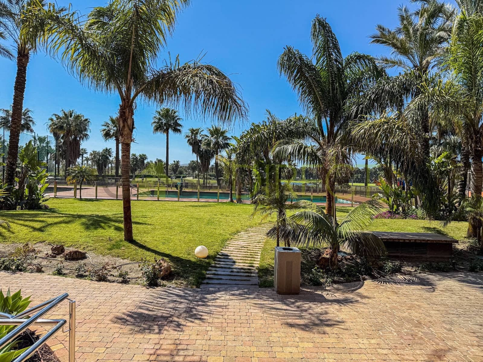 2 bedroom Flat for rent in Motril with pool garage - € 840 (Ref: 9700439)