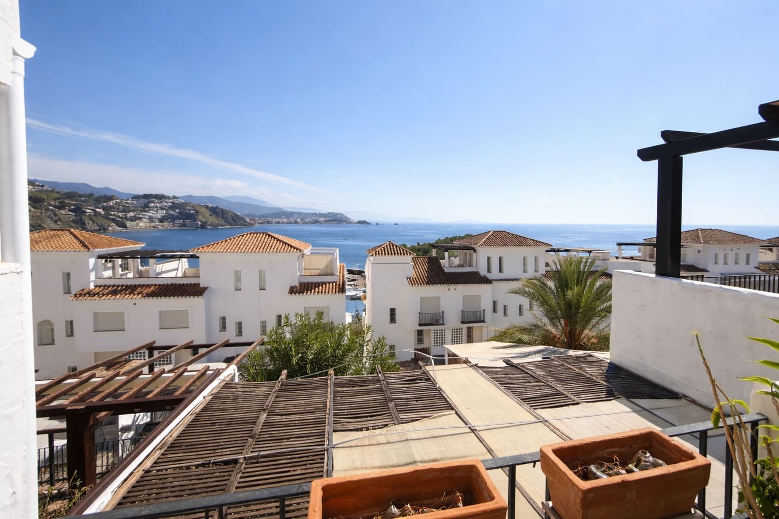 2 bedroom Flat for sale in Almunecar - € 375,000 (Ref: 9711097)