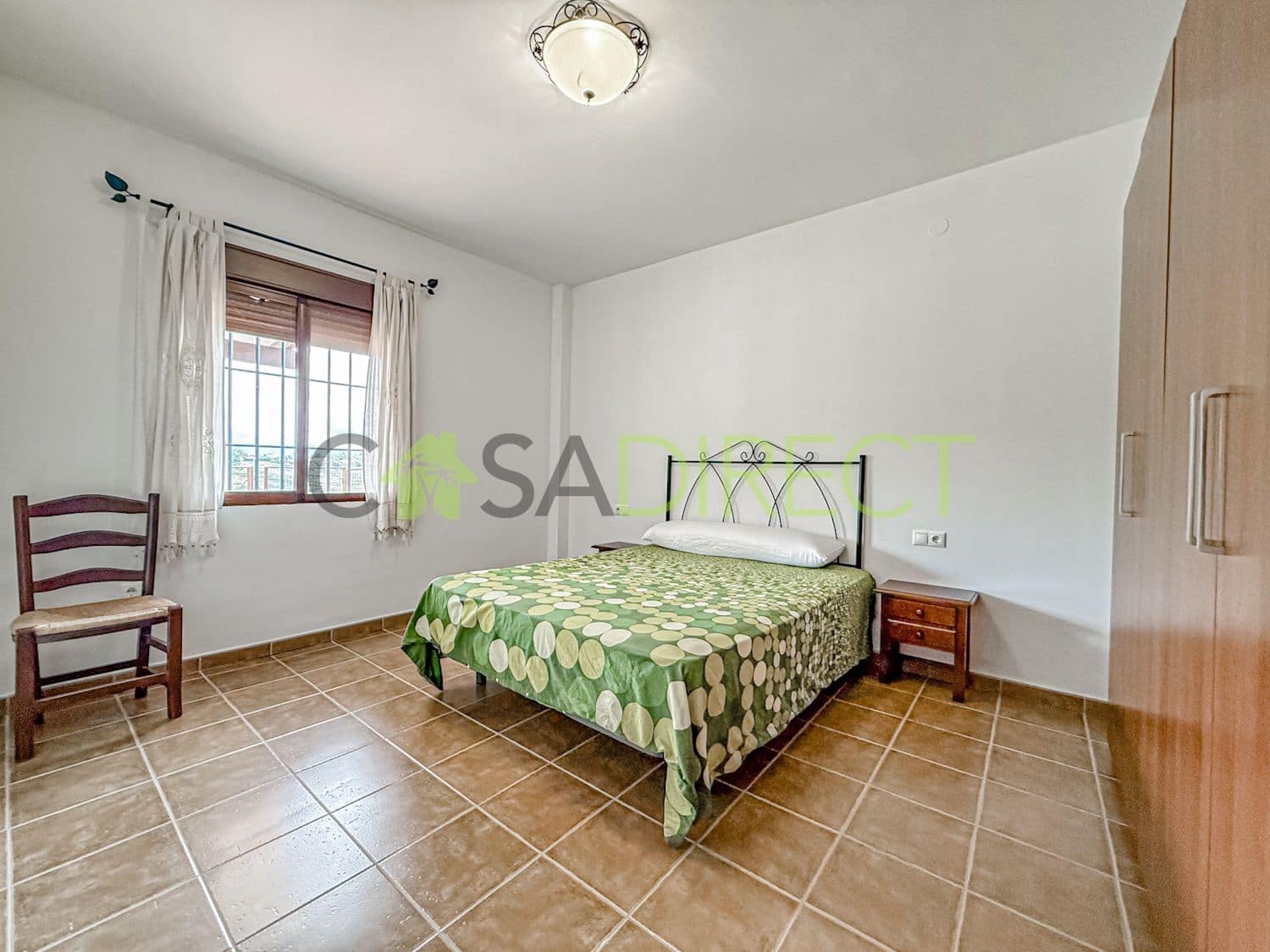 Chalet de 6 habitaciones en Colmenar en alquiler con piscina garaje - 1.800 € (Ref: 9711098)