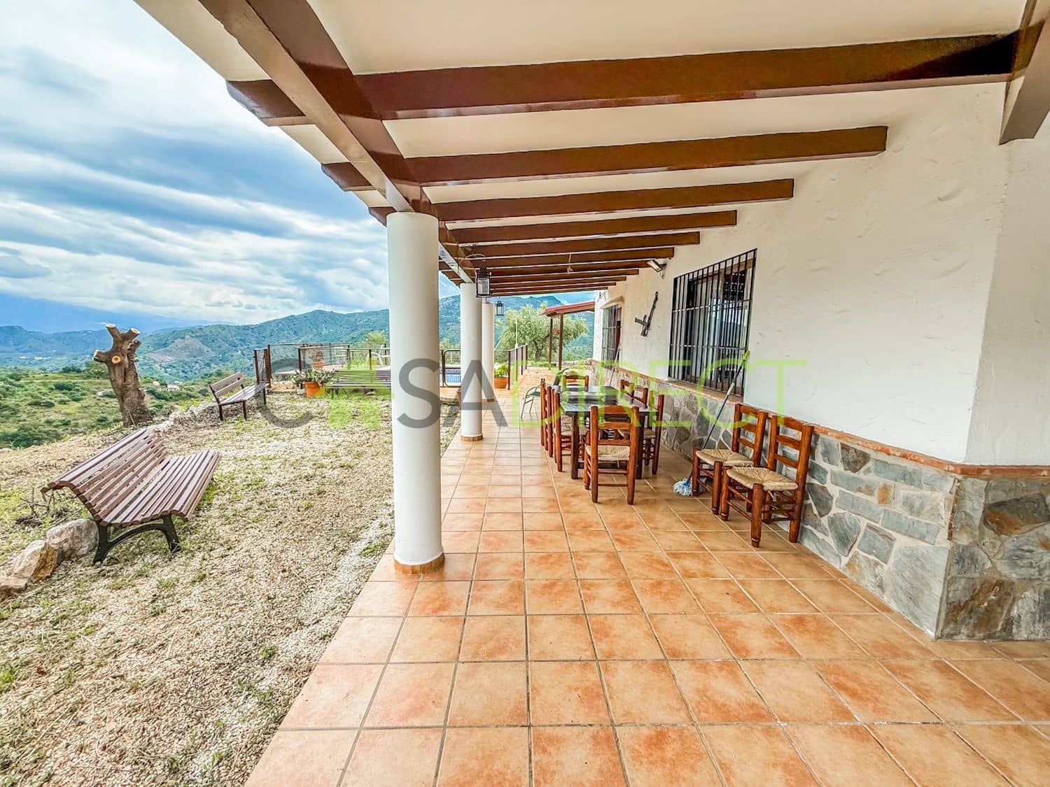 Chalet de 6 habitaciones en Colmenar en alquiler con piscina garaje - 1.800 € (Ref: 9711098)
