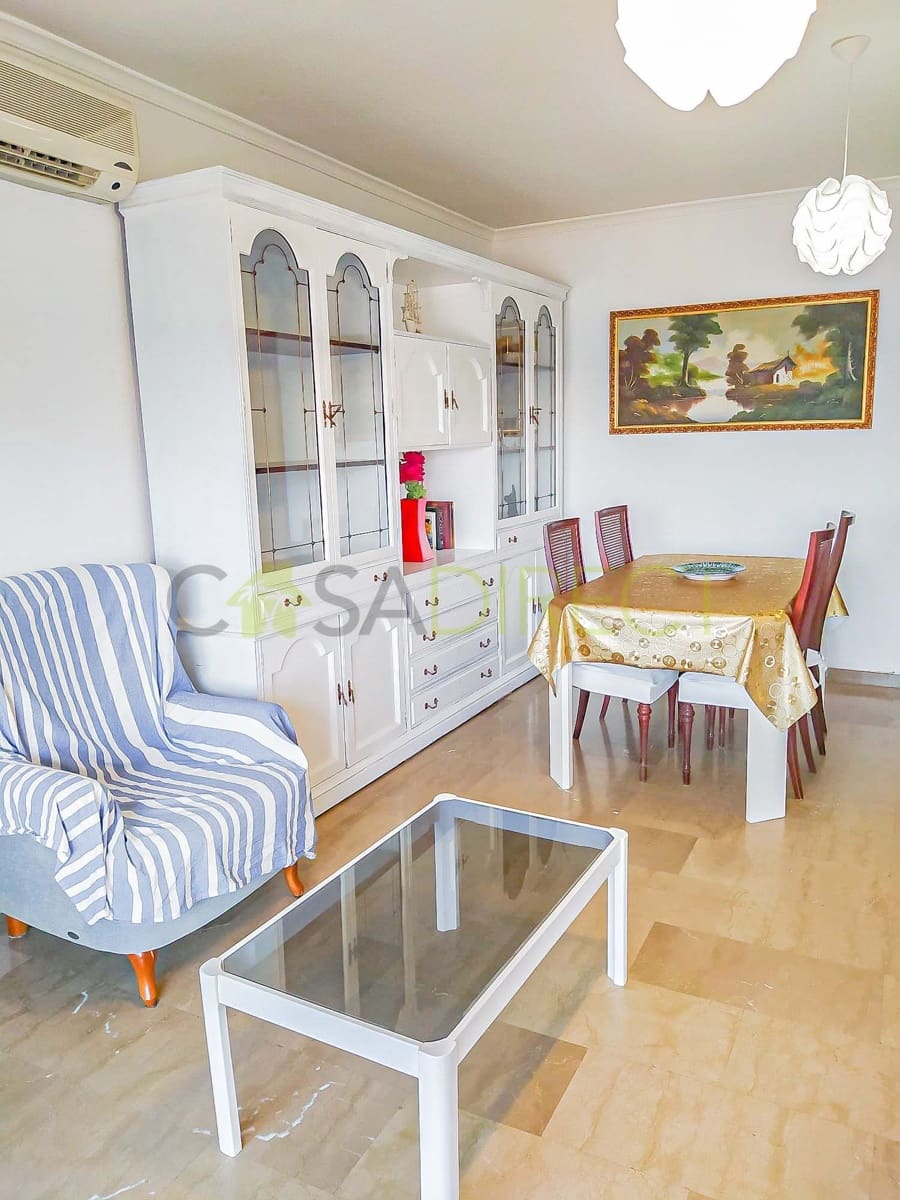 3 bedroom Flat for rent in Almunecar - € 1,100 (Ref: 9731672)