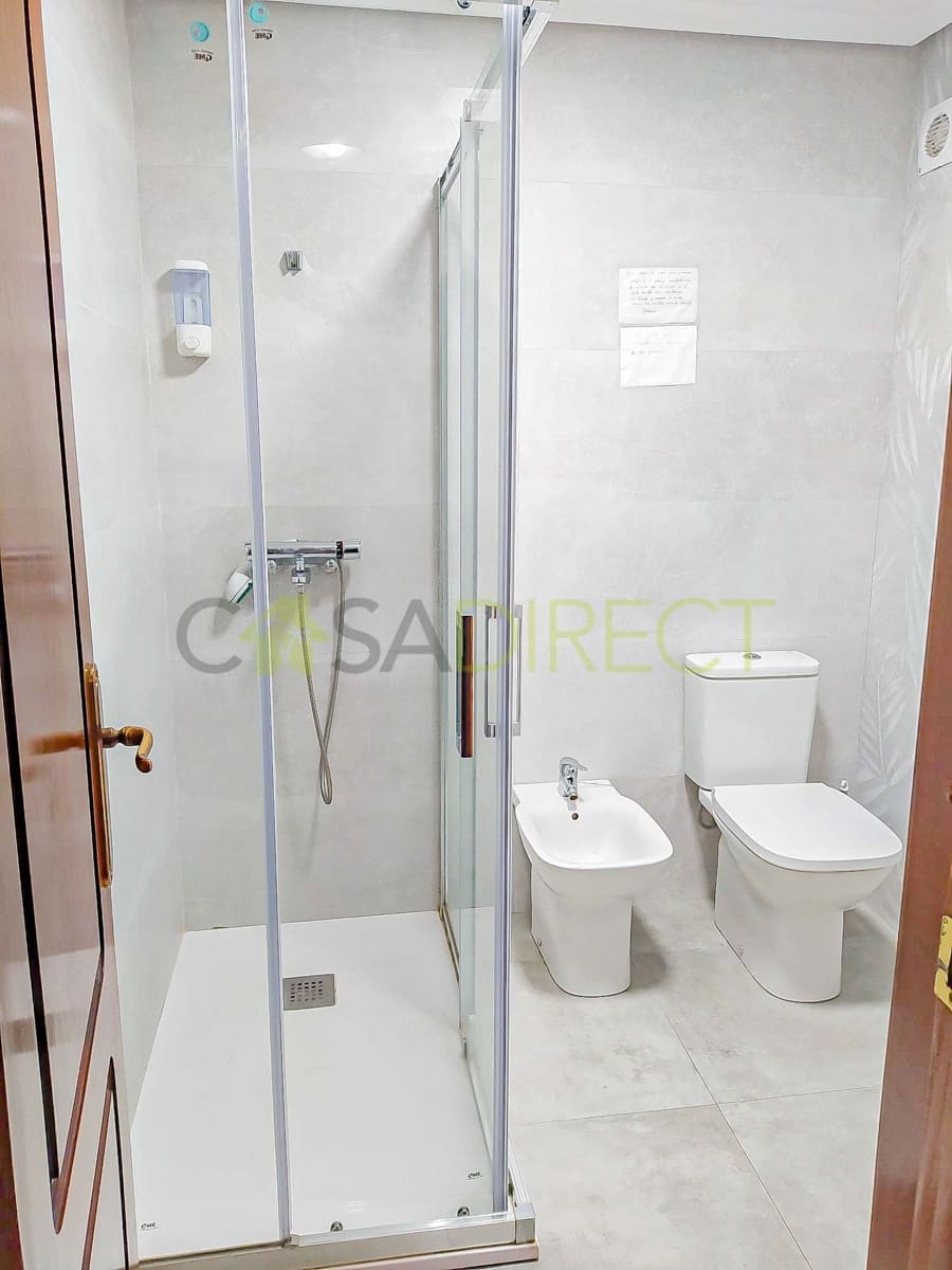 3 bedroom Flat for rent in Almunecar - € 1,100 (Ref: 9731672)