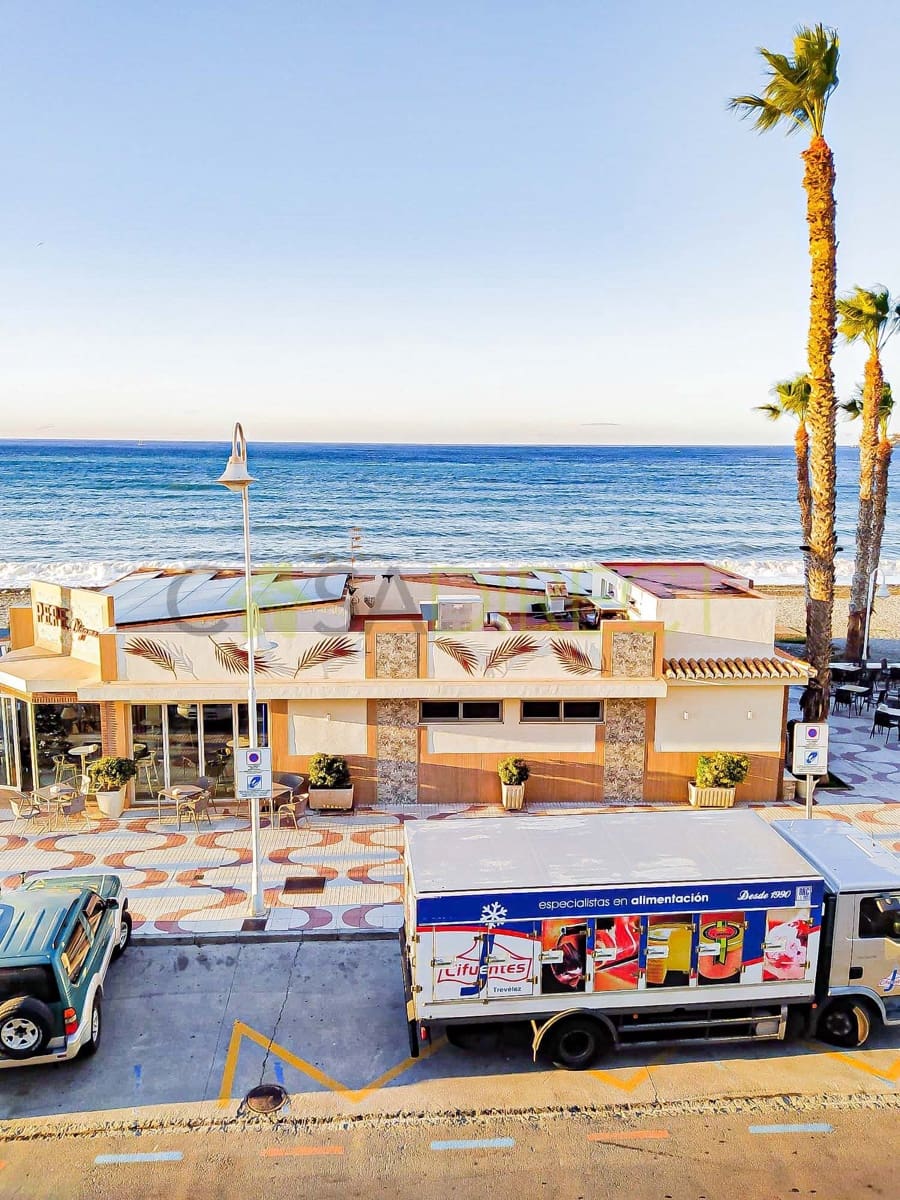 3 bedroom Flat for rent in Almunecar - € 1,100 (Ref: 9731672)