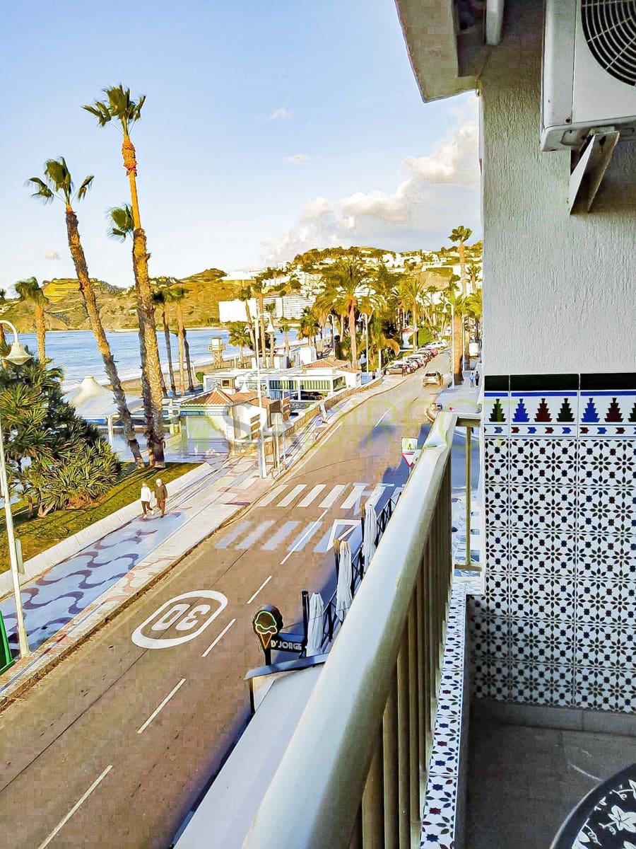 3 bedroom Flat for rent in Almunecar - € 1,100 (Ref: 9731672)