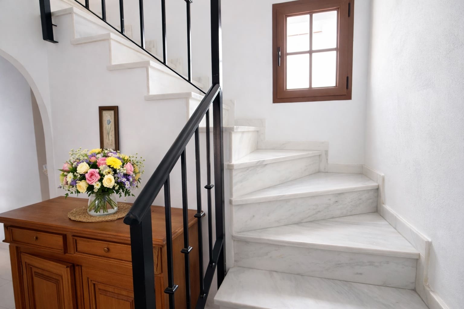 3 bedroom Flat for rent in Frigiliana - € 1,200 (Ref: 9735208)