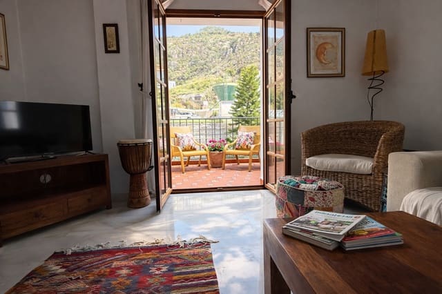 3 Zimmer Wohnung zu vermieten in Frigiliana - 1.200 € (Ref: 9735208)