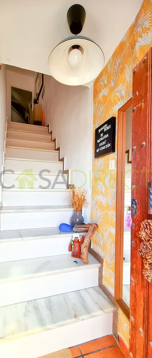 3 soverom Hus til leie i Granada by - € 900 (Ref: 9737983)