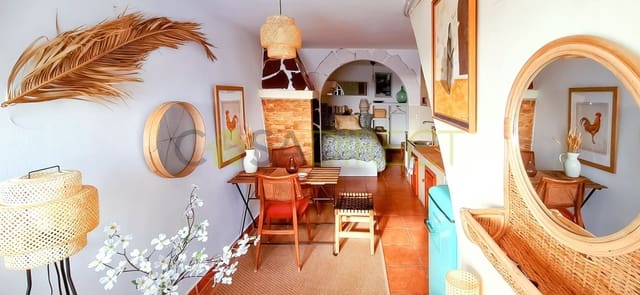 3 soverom Hus til leie i Granada by - € 900 (Ref: 9737983)