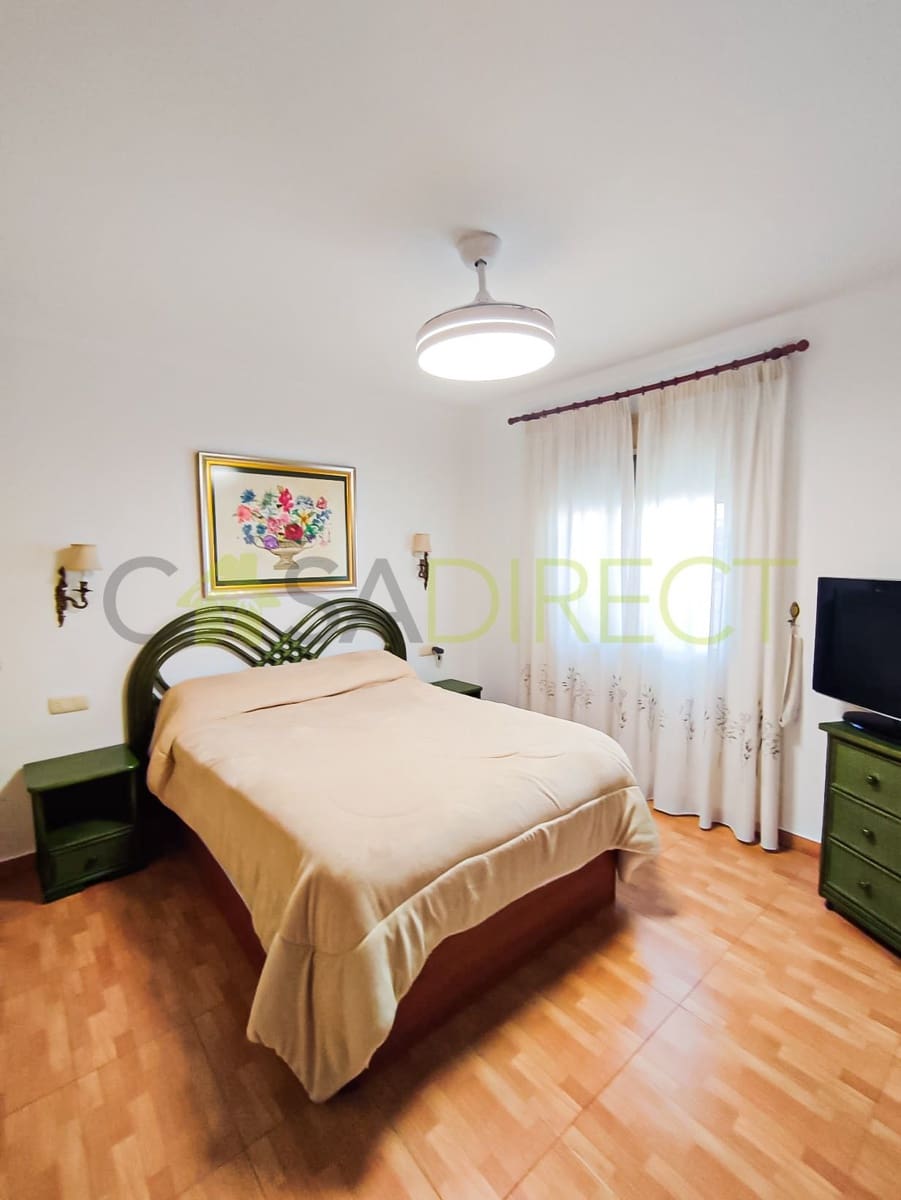 3 soveværelse Semi-Rækkehus til leje i Torremolinos med swimmingpool - € 1.750 (Ref: 9751610)