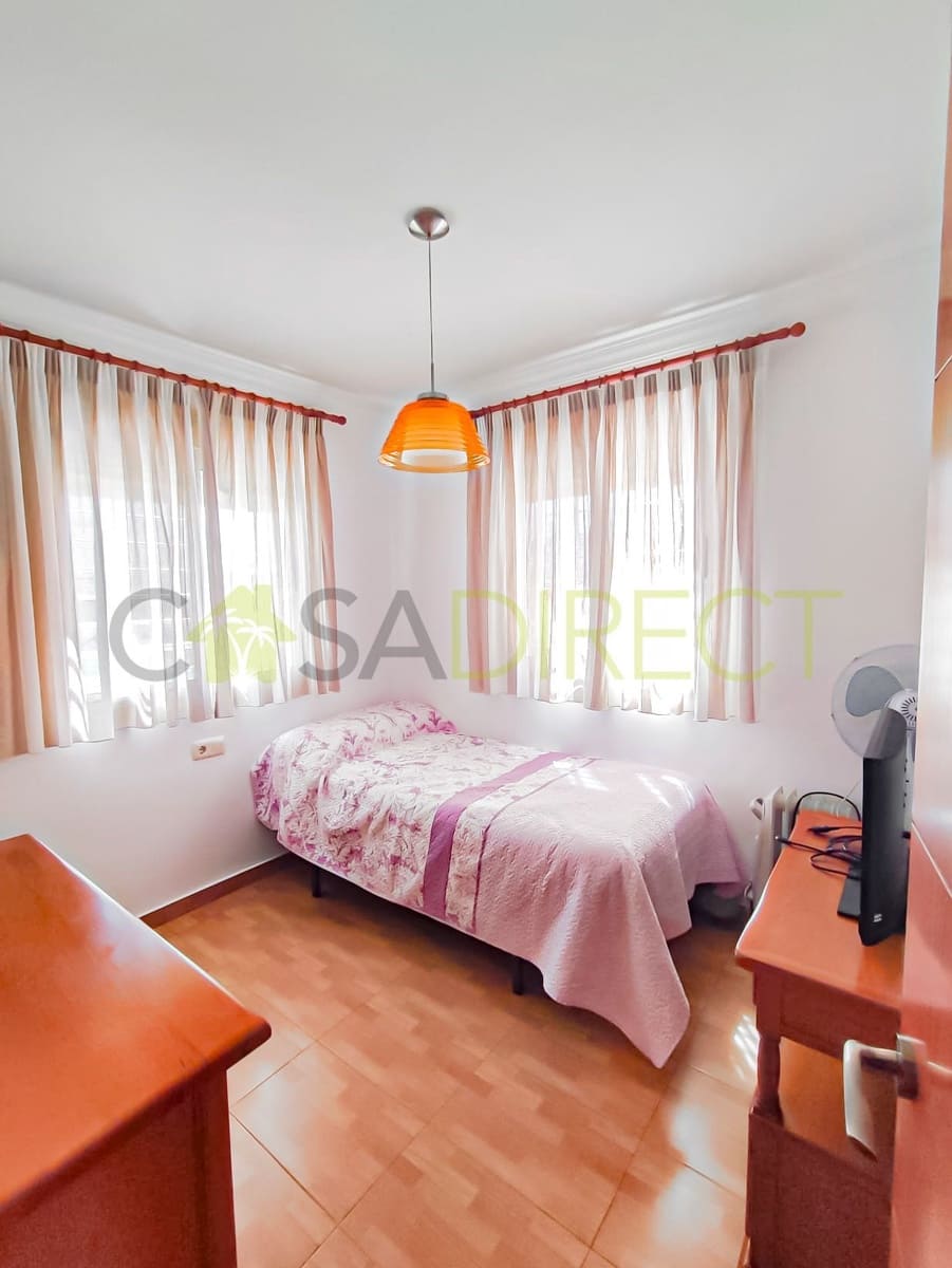 3 soveværelse Semi-Rækkehus til leje i Torremolinos med swimmingpool - € 1.750 (Ref: 9751610)