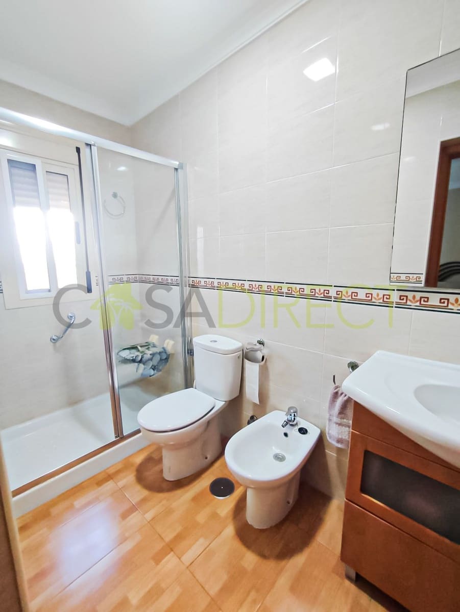 3 soveværelse Semi-Rækkehus til leje i Torremolinos med swimmingpool - € 1.750 (Ref: 9751610)