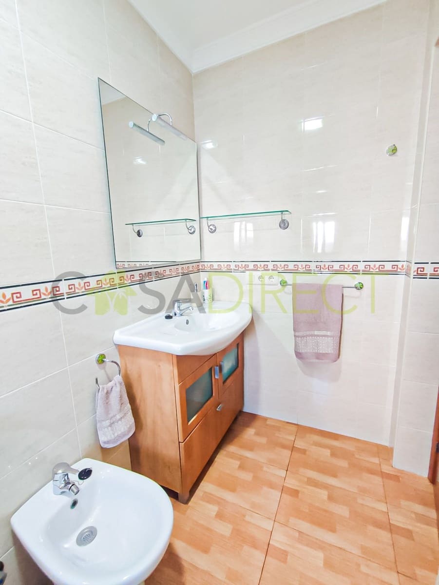 3 soveværelse Semi-Rækkehus til leje i Torremolinos med swimmingpool - € 1.750 (Ref: 9751610)