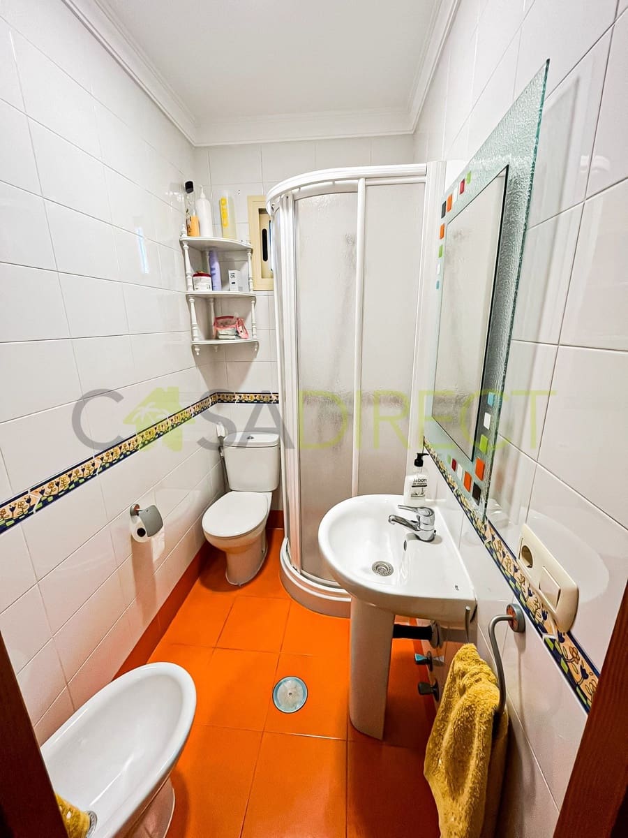 3 soveværelse Semi-Rækkehus til leje i Torremolinos med swimmingpool - € 1.750 (Ref: 9751610)