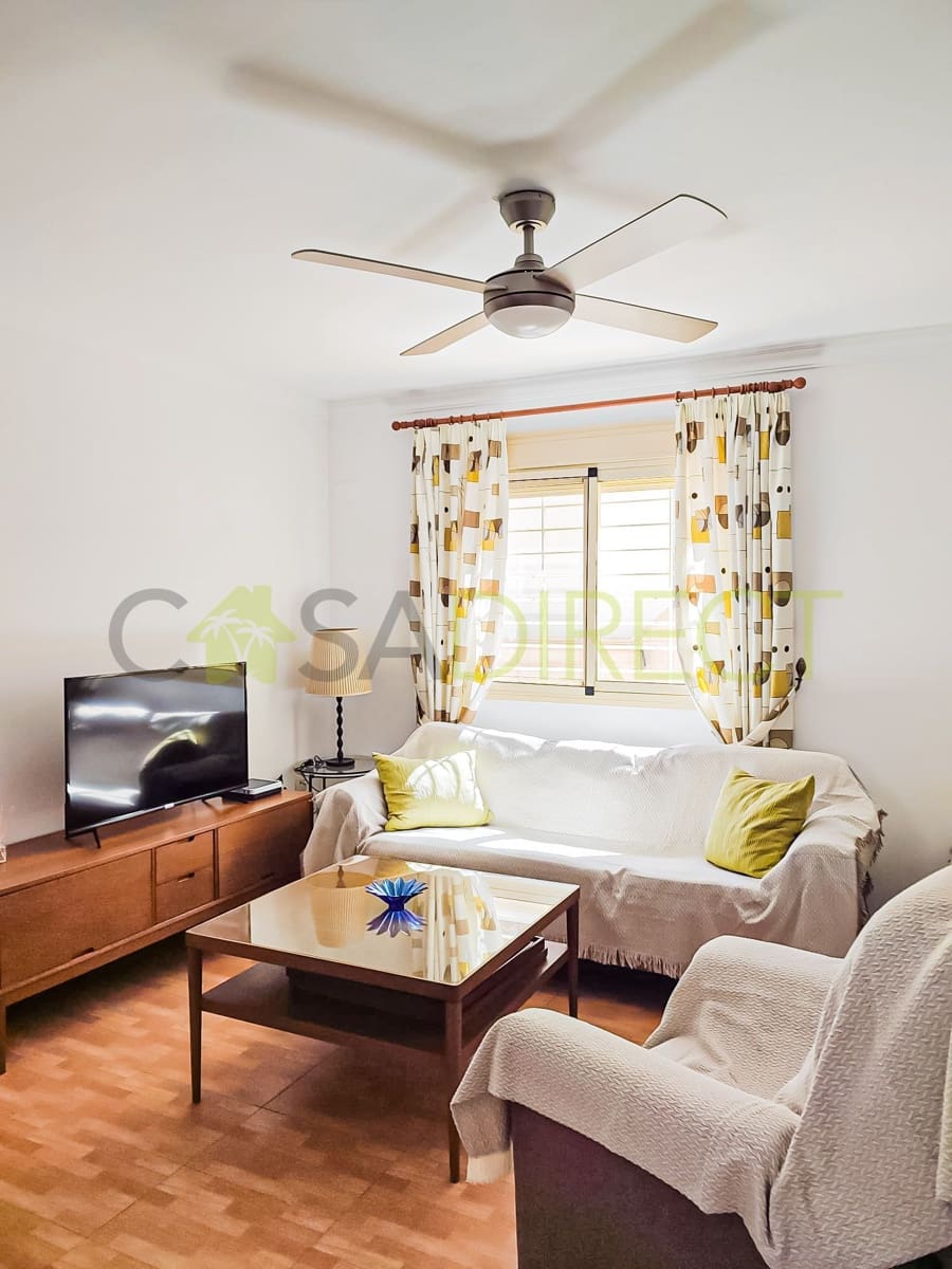 3 soveværelse Semi-Rækkehus til leje i Torremolinos med swimmingpool - € 1.750 (Ref: 9751610)