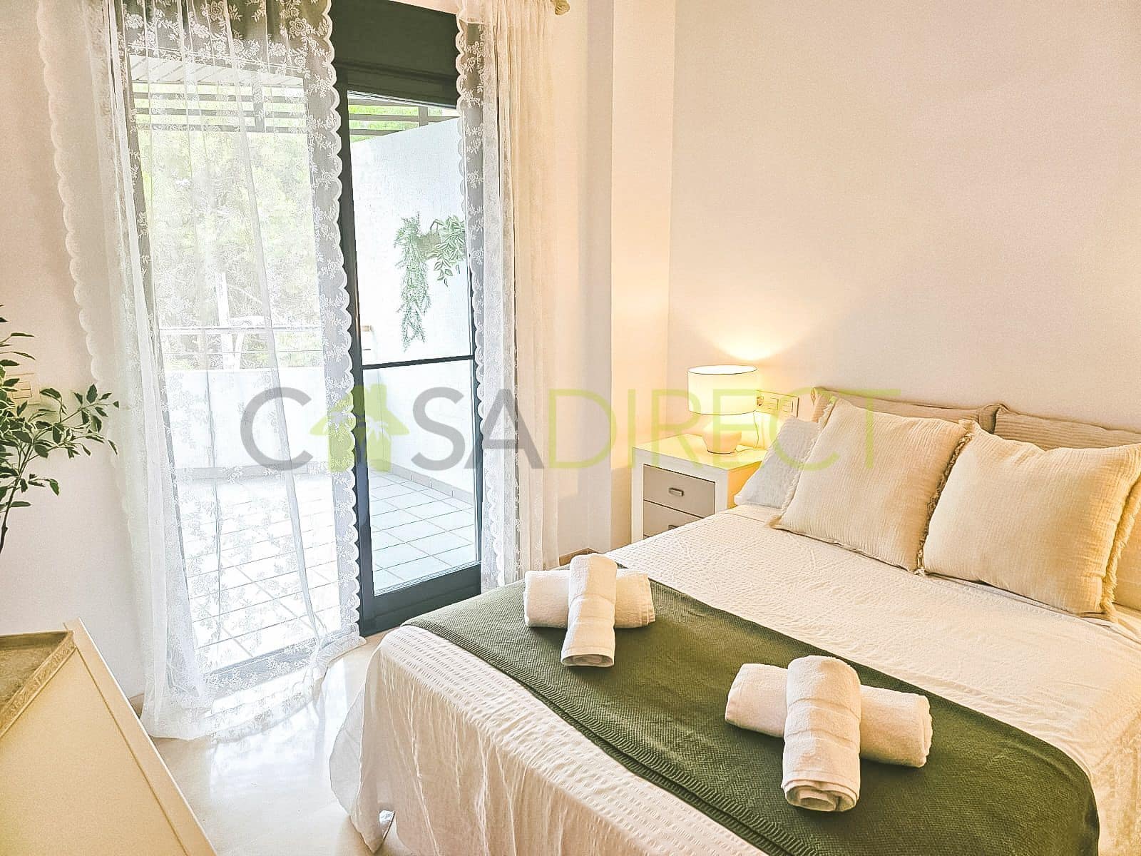 2 soveværelse Lejlighed til leje i Roquetas de Mar med swimmingpool garage - € 860 (Ref: 9755342)