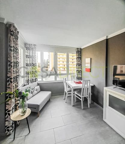 Estudio en Torre del Mar, Vélez-Málaga en alquiler con piscina - 780 € (Ref: 9772701)