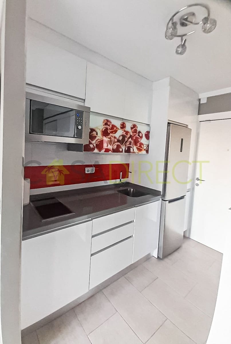 Estudio en Torre del Mar en alquiler con piscina - 780 € (Ref: 9772701)