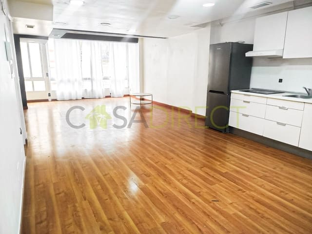 3 sovrum Lägenhet att hyra i Torre del Mar, Vélez-Málaga - 1 020 € (Ref: 9772702)