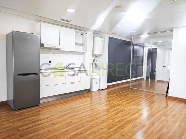 3 sovrum Lägenhet att hyra i Torre del Mar, Vélez-Málaga - 1 020 € (Ref: 9772702)