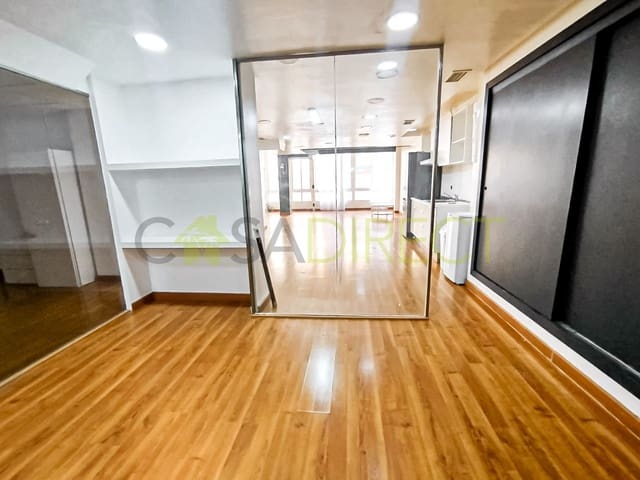 3 soverom Leilighet til leie i Torre del Mar, Vélez-Málaga - € 1 020 (Ref: 9772702)