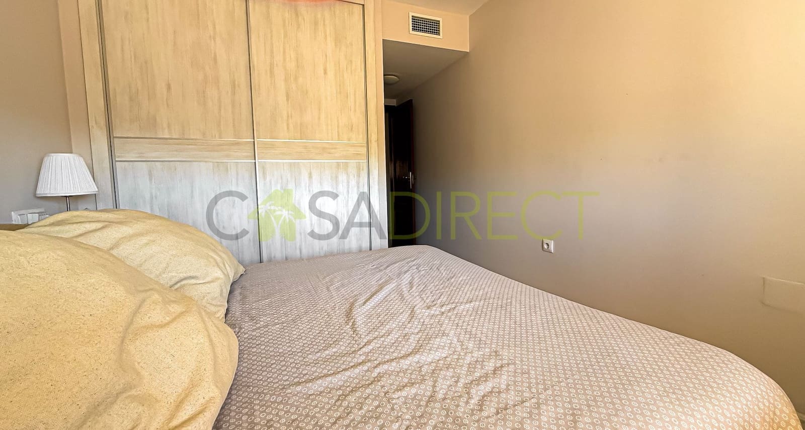 4 soverom Leilighet til leie i Malaga by med svømmebasseng garasje - € 2 200 (Ref: 9777656)