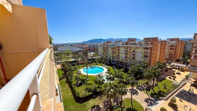 4 soverom Leilighet til leie i Teatinos, Málaga by med svømmebasseng garasje - € 2 200 (Ref: 9777656)