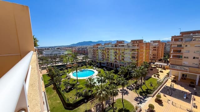 4 soverom Leilighet til leie i Teatinos, Málaga by med svømmebasseng garasje - € 2 200 (Ref: 9777656)