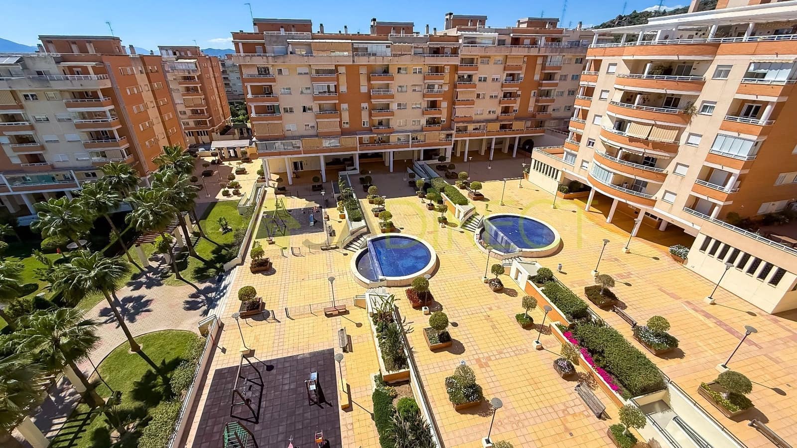 4 soverom Leilighet til leie i Malaga by med svømmebasseng garasje - € 2 200 (Ref: 9777656)