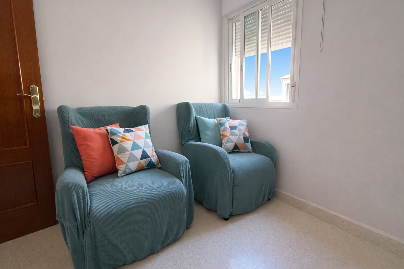 4 bedroom Apartment for rent in Malaga city with pool garage - € 2,200 (Ref: 9777656)
