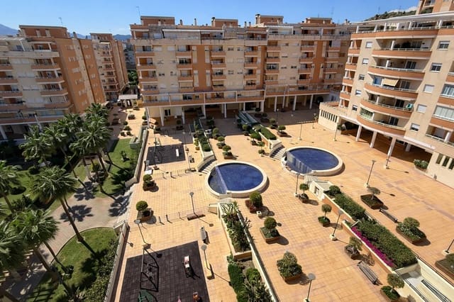 4 slaapkamer Appartement te huur in Teatinos, Málaga stad met zwembad garage - € 2.200 (Ref: 9777656)