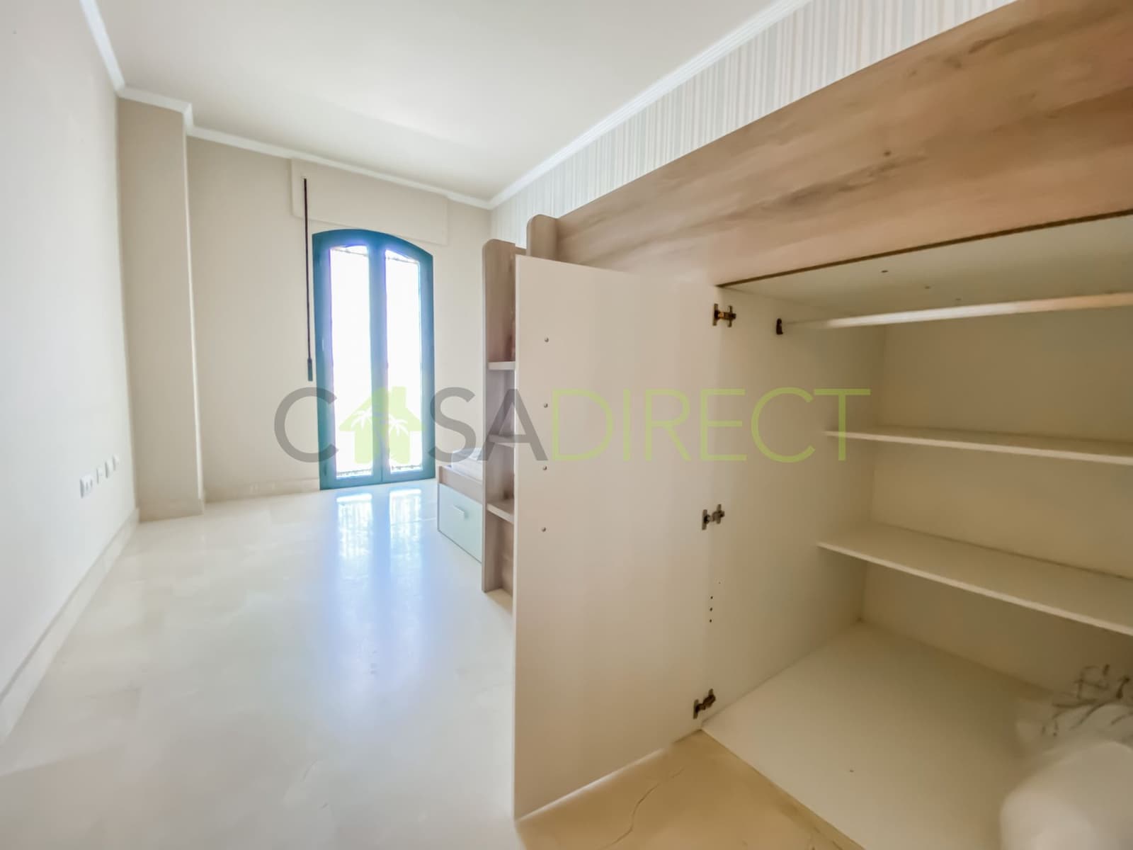 Appartement de 3 chambres à louer à Velez-Malaga avec garage - 1 200 € (Ref: 9811216)