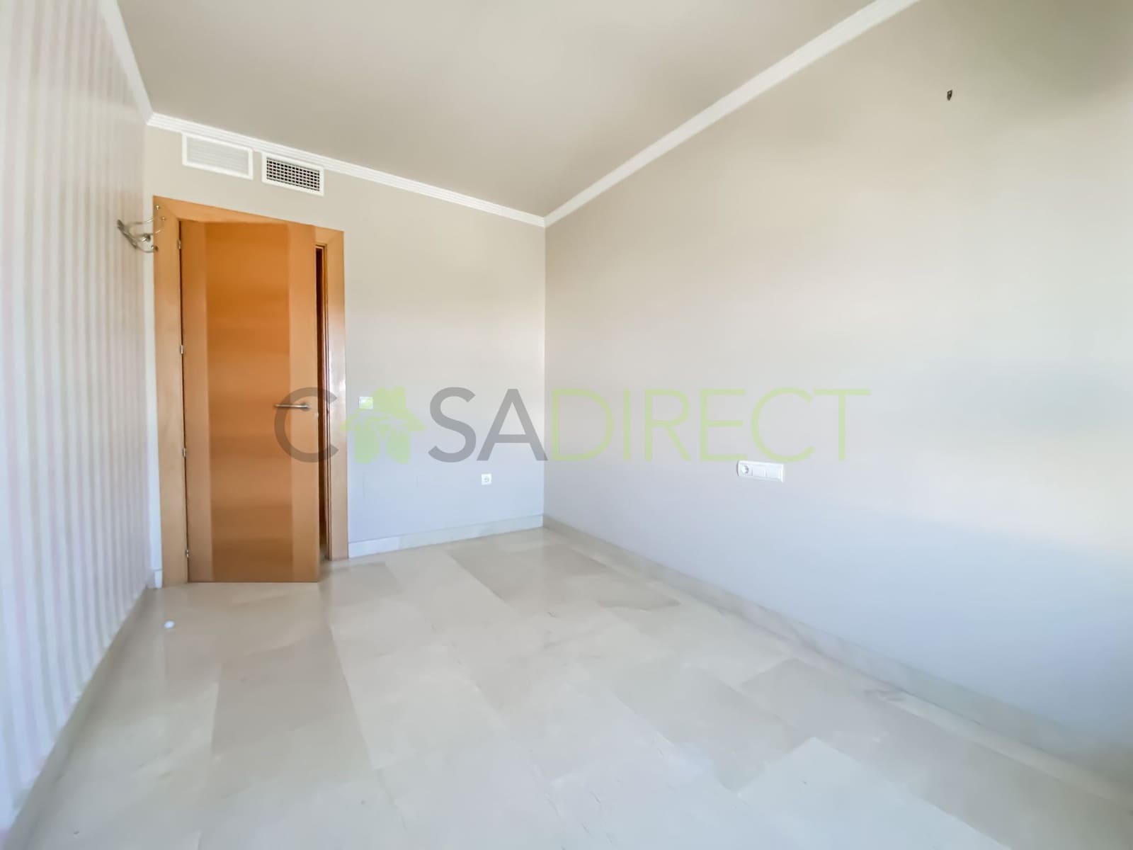 Appartement de 3 chambres à louer à Velez-Malaga avec garage - 1 200 € (Ref: 9811216)