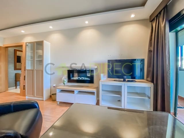Appartement de 3 chambres à louer à Vélez-Málaga avec garage - 1 200 € (Ref: 9811216)