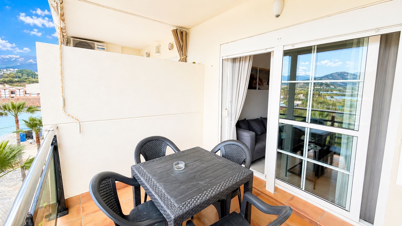 Apartamento de 2 habitaciones en Nerja en alquiler - 1.200 € (Ref: 9812960)