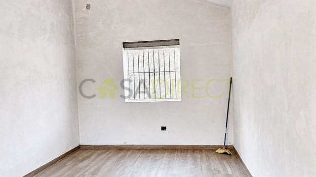 1 makuuhuone Maalaistalo myytävänä paikassa Torrox - 130 000 € (Ref: 9816998)