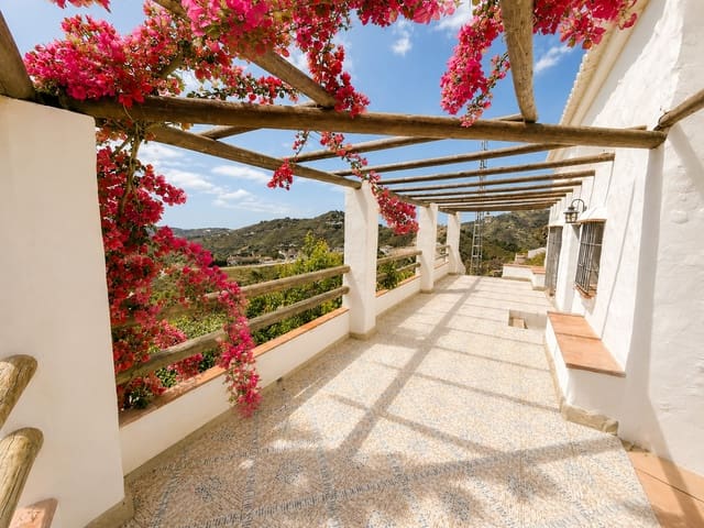 2 sovrum Villa att hyra i Frigiliana med pool garage - 1 300 € (Ref: 9828295)