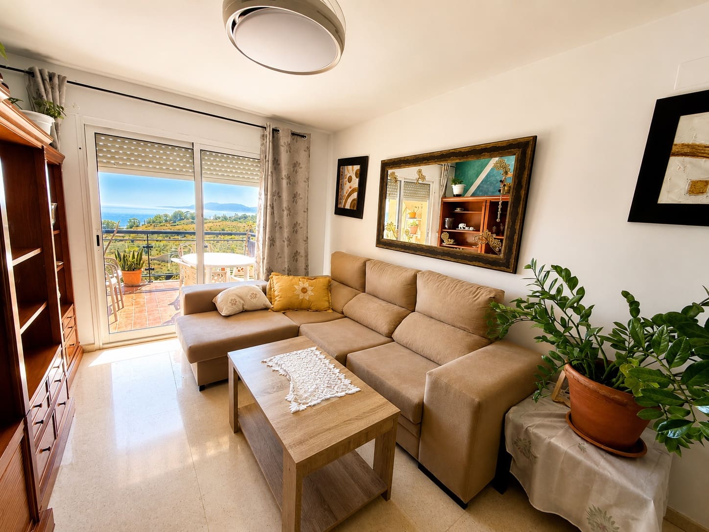 2 slaapkamer Appartement te huur in Benajarafe met zwembad - € 950 (Ref: 9833258)