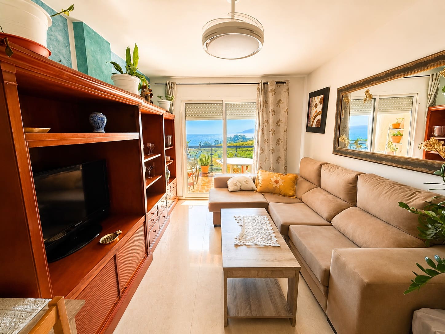 2 slaapkamer Appartement te huur in Benajarafe met zwembad - € 950 (Ref: 9833258)