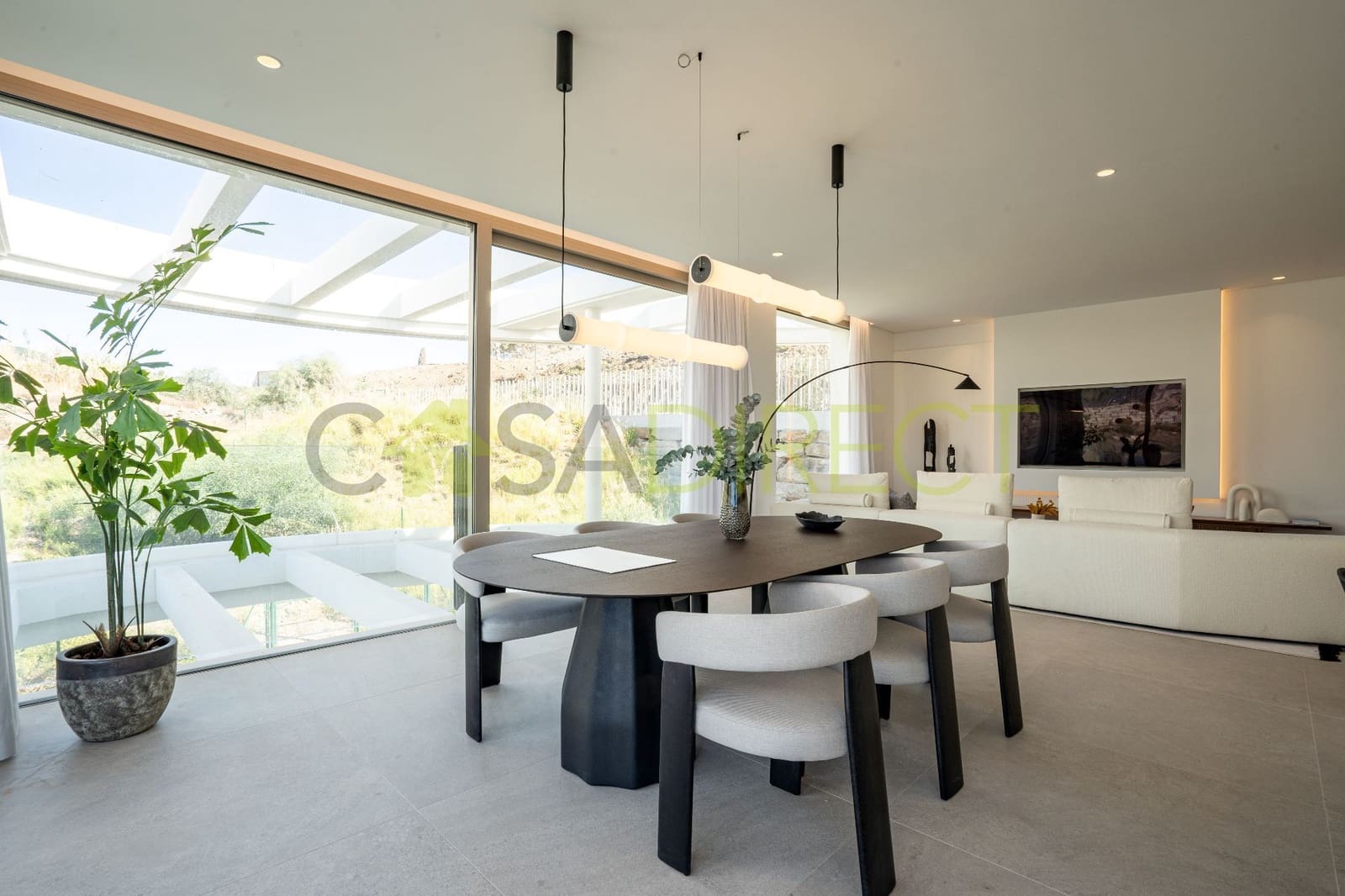 Piso de 4 habitaciones en Benahavís en venta con piscina garaje - 2.598.225 € (Ref: 9838891)