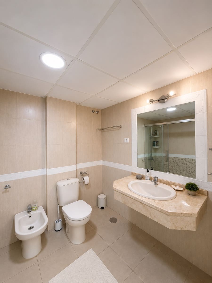 3 bedroom Semi-detached Villa for rent in Benalmadena with pool garage - € 2,800 (Ref: 9838892)