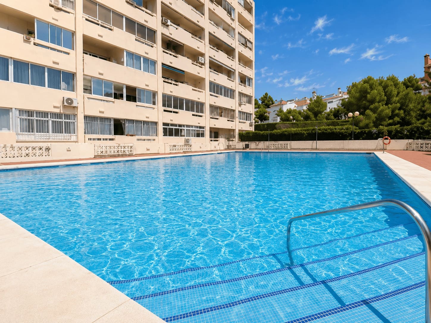 2 camera da letto Appartamento da affittare in Marbella con piscina - 2.400 € (Rif: 9840074)