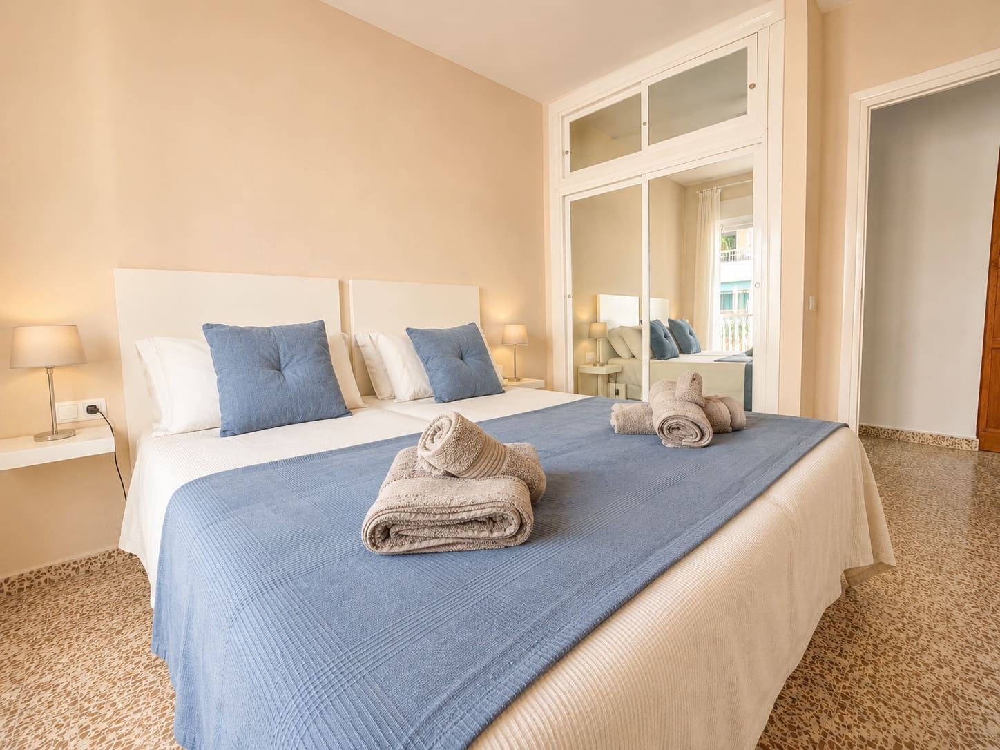 1 makuuhuone Huoneisto vuokrattavana paikassa Nerja mukana uima-altaan - 950 € (Ref: 9844832)