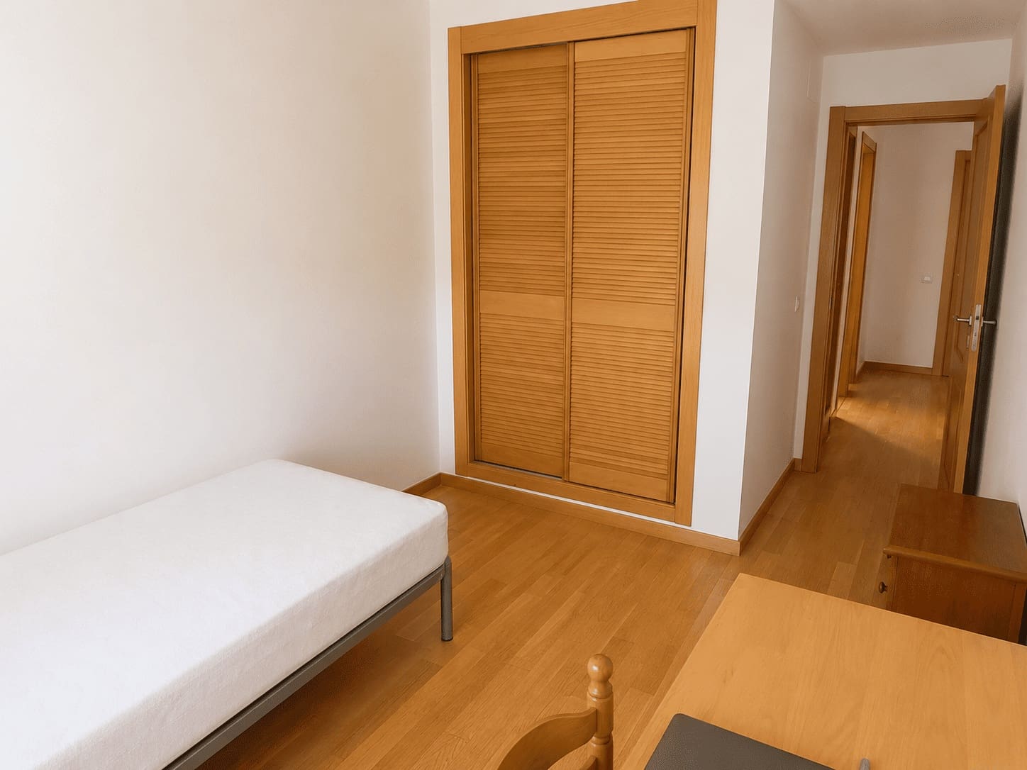 2 bedroom Penthouse for rent in Malaga city with pool garage - € 1,750 (Ref: 9851297)
