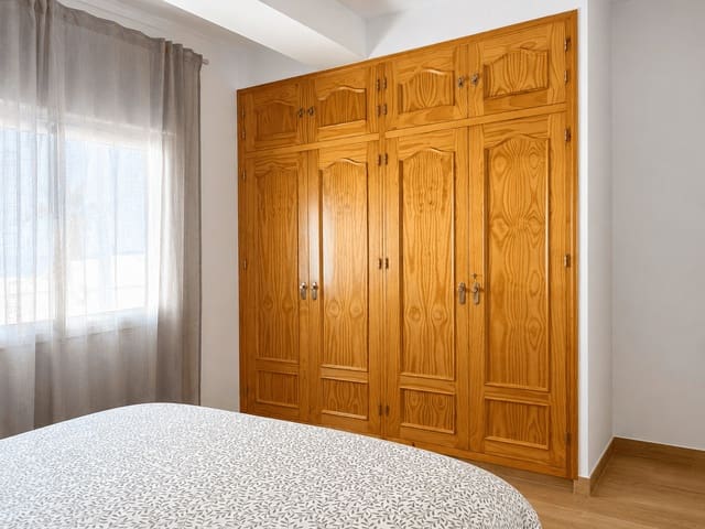 3 camera da letto Appartamento da affittare in Estepona - 1.800 € (Rif: 9851298)