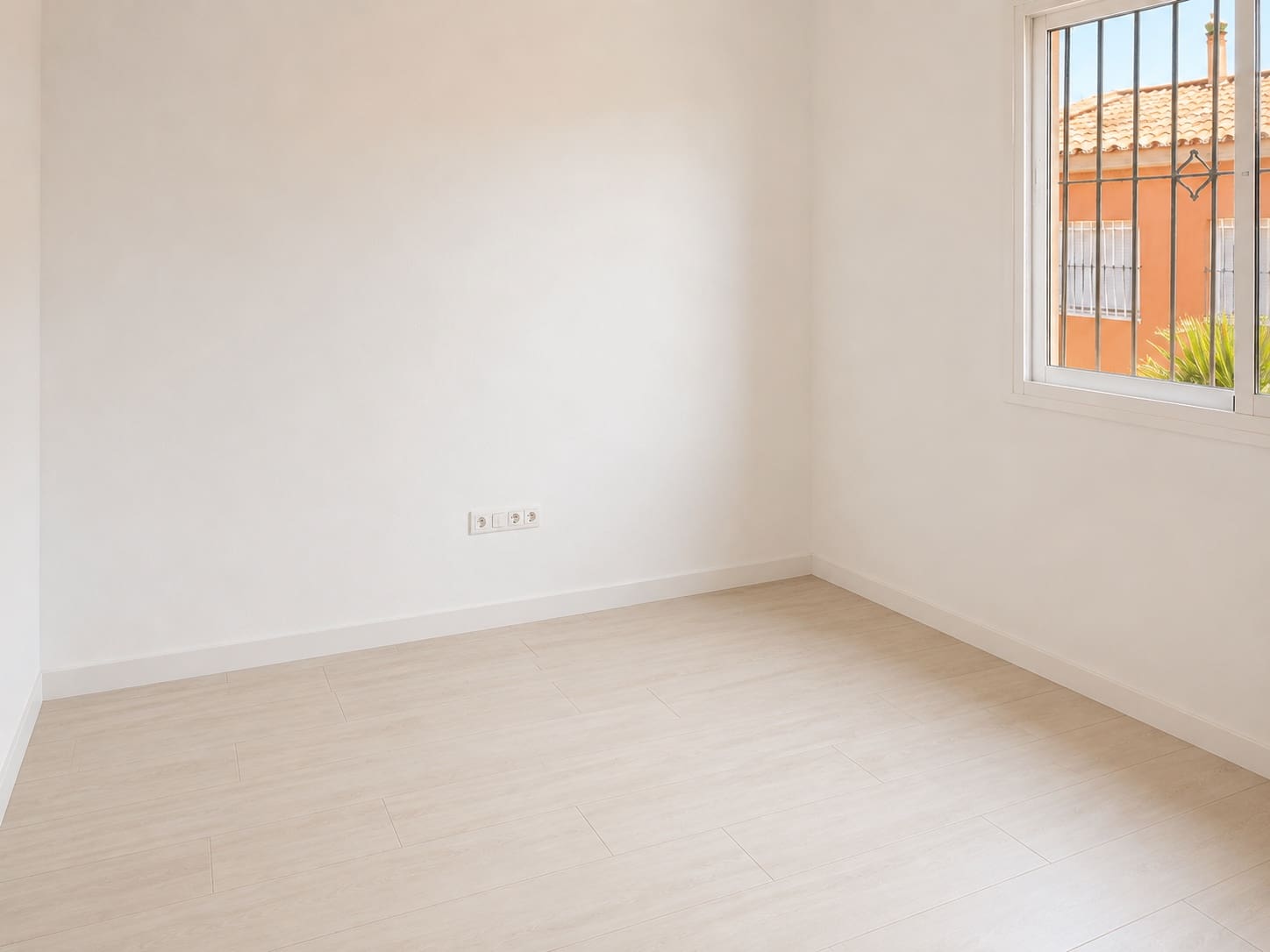 4 bedroom Semi-detached Villa for rent in Campanillas with garage - € 1,900 (Ref: 9854920)