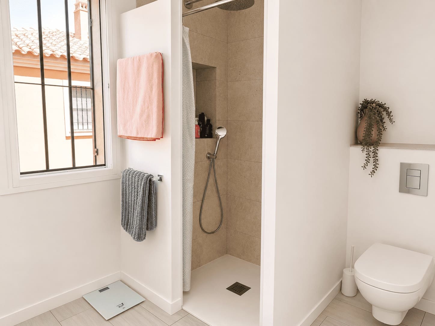 4 bedroom Semi-detached Villa for rent in Campanillas with garage - € 1,900 (Ref: 9854920)
