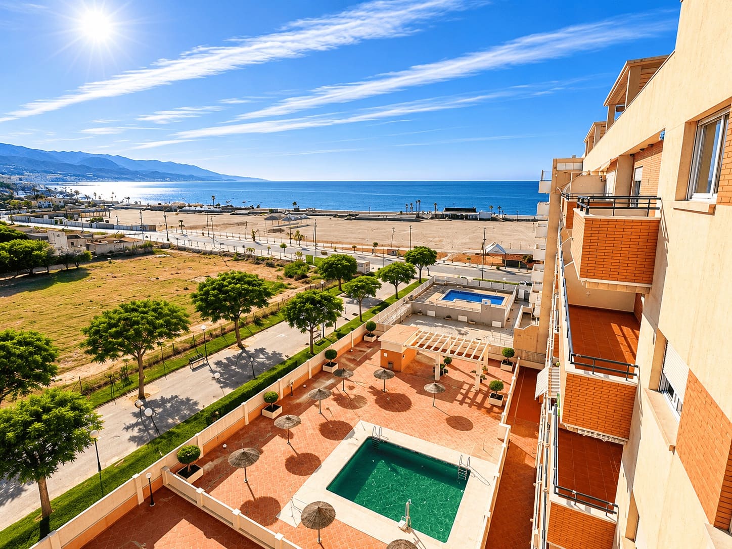 2 bedroom Apartment for rent in Torre del Mar with pool garage - € 1,500 (Ref: 9861532)