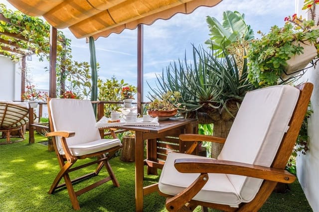 4 Zimmer Villa zu vermieten in Benajarafe, Vélez-Málaga mit Pool Garage - 3.800 € (Ref: 9864033)