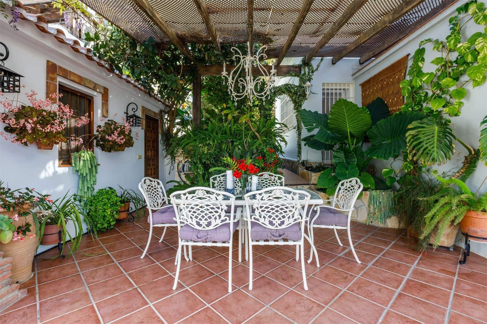 4 Zimmer Villa zu vermieten in Benajarafe mit Pool Garage - 3.800 € (Ref: 9864033)