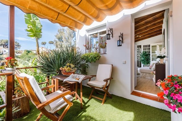 4 Zimmer Villa zu vermieten in Benajarafe, Vélez-Málaga mit Pool Garage - 3.800 € (Ref: 9864033)